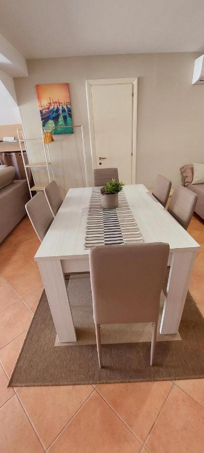 Casa Vacanza A 11 Km Dall'Aeroporto Di Palermo Carini Luaran gambar